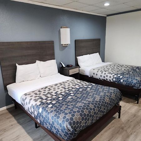 Econo Lodge Wytheville I-77 & I-81 Екстериор снимка