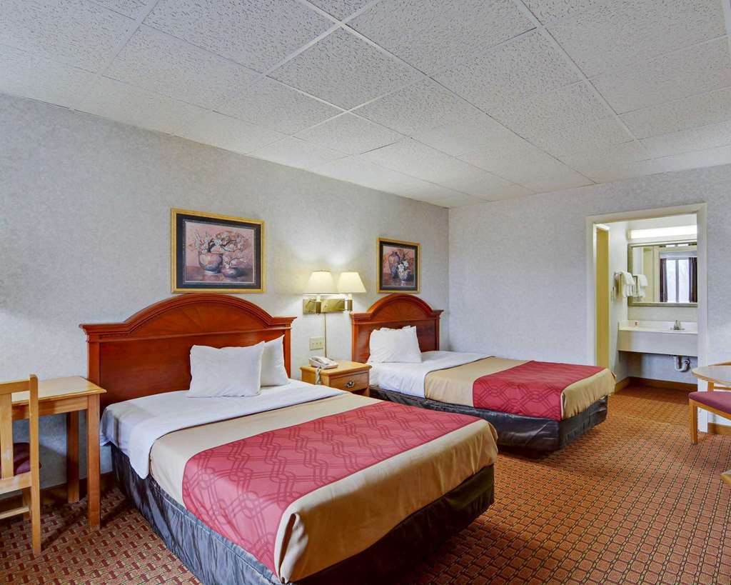 Econo Lodge Wytheville I-77 & I-81 Стая снимка